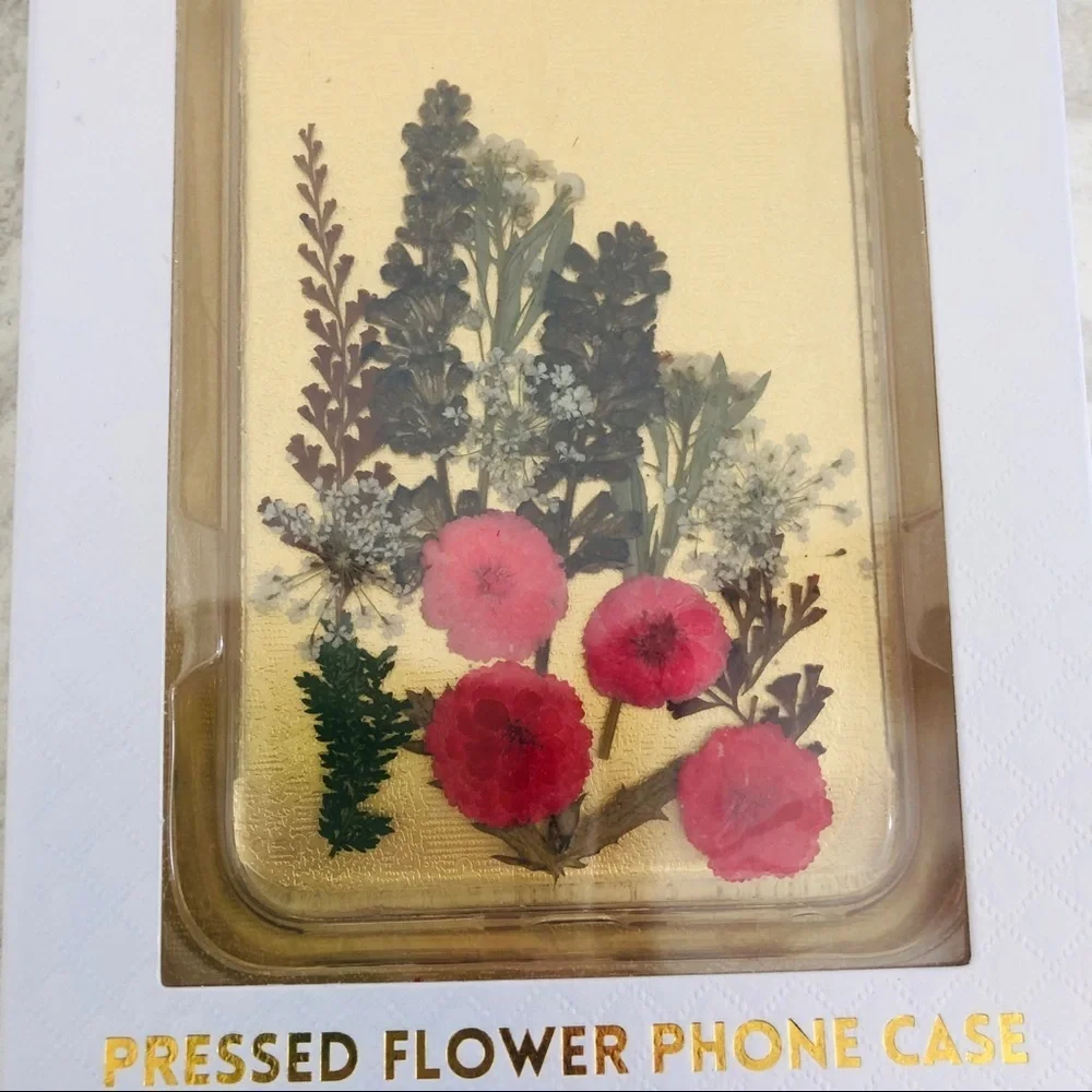 NWT LMNT pressed real flowers protective iPhone case 6 & 6s 7 & 8 plus